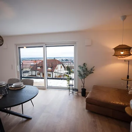 Penthouse & Forest Retreat - Near דירה בורנהיים