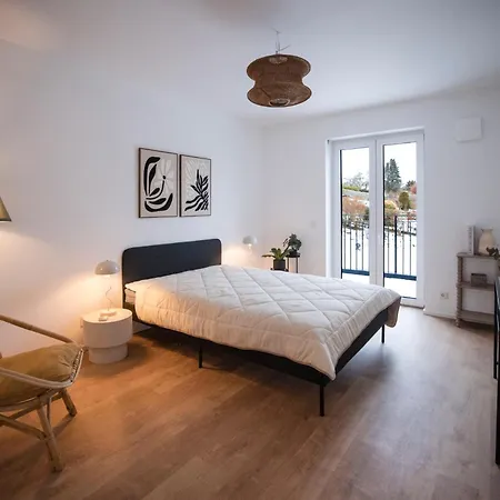 Penthouse & Forest Retreat - Near 公寓 博恩海姆