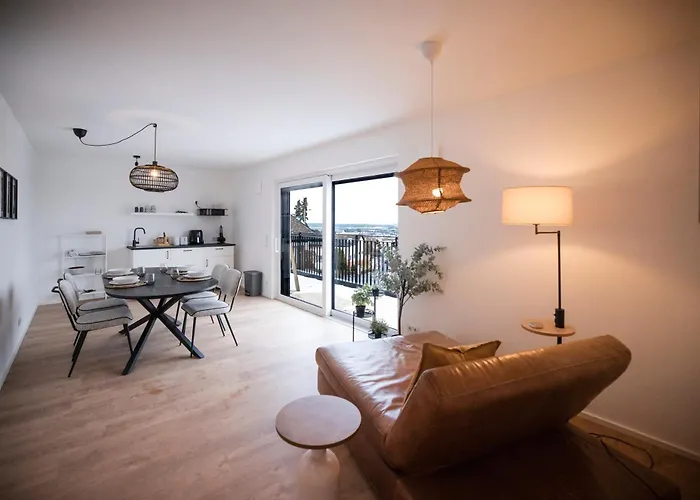 Penthouse & Wald Retreat *